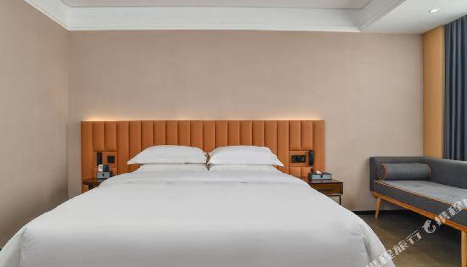Camera business - ECESIS   HOTEL