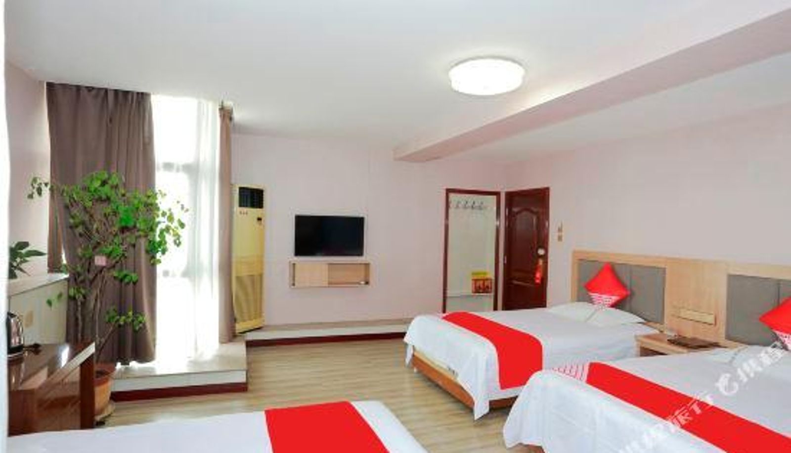 Room - Jiuquan Business Hotel