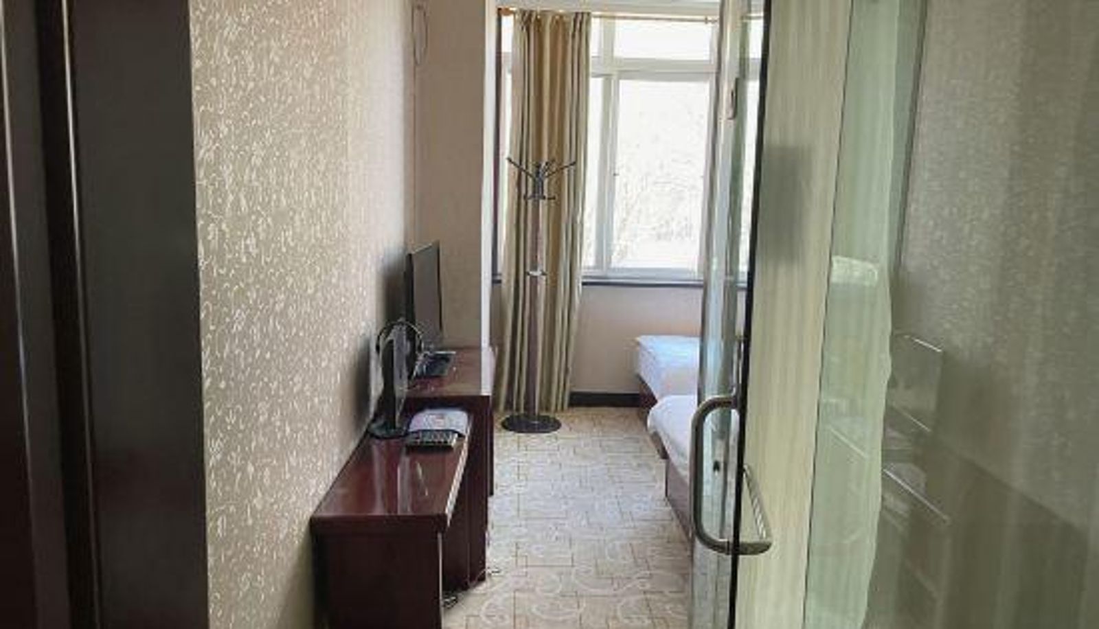 Family room - Quanxin Express Hotel