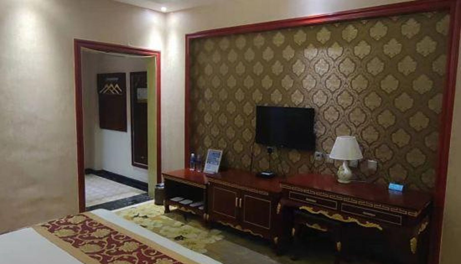 Camera - Haina Hotel (Shangri La Shambhala Avenue Store)