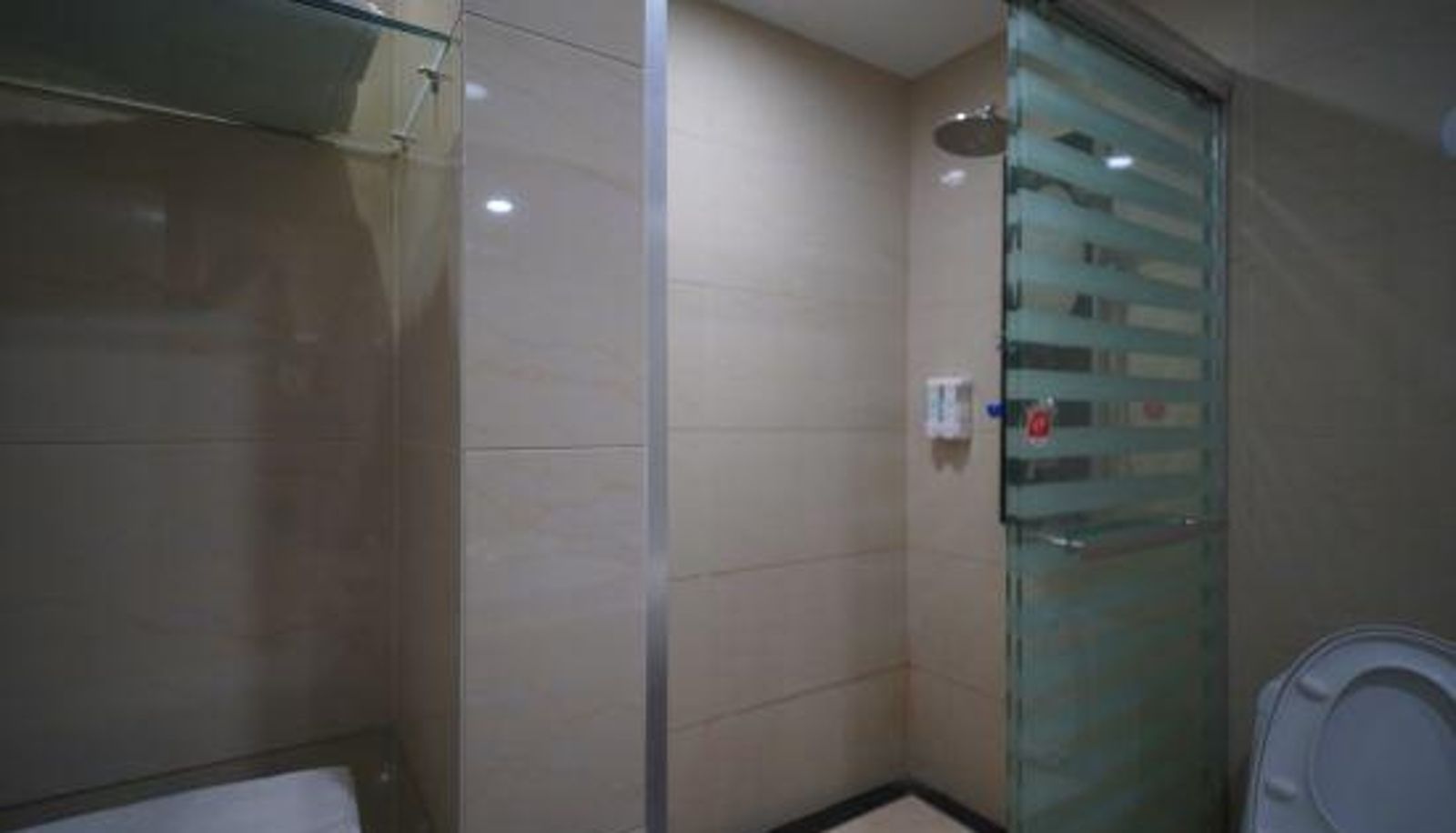 Kamer - Golden Coast Vacation Hotel