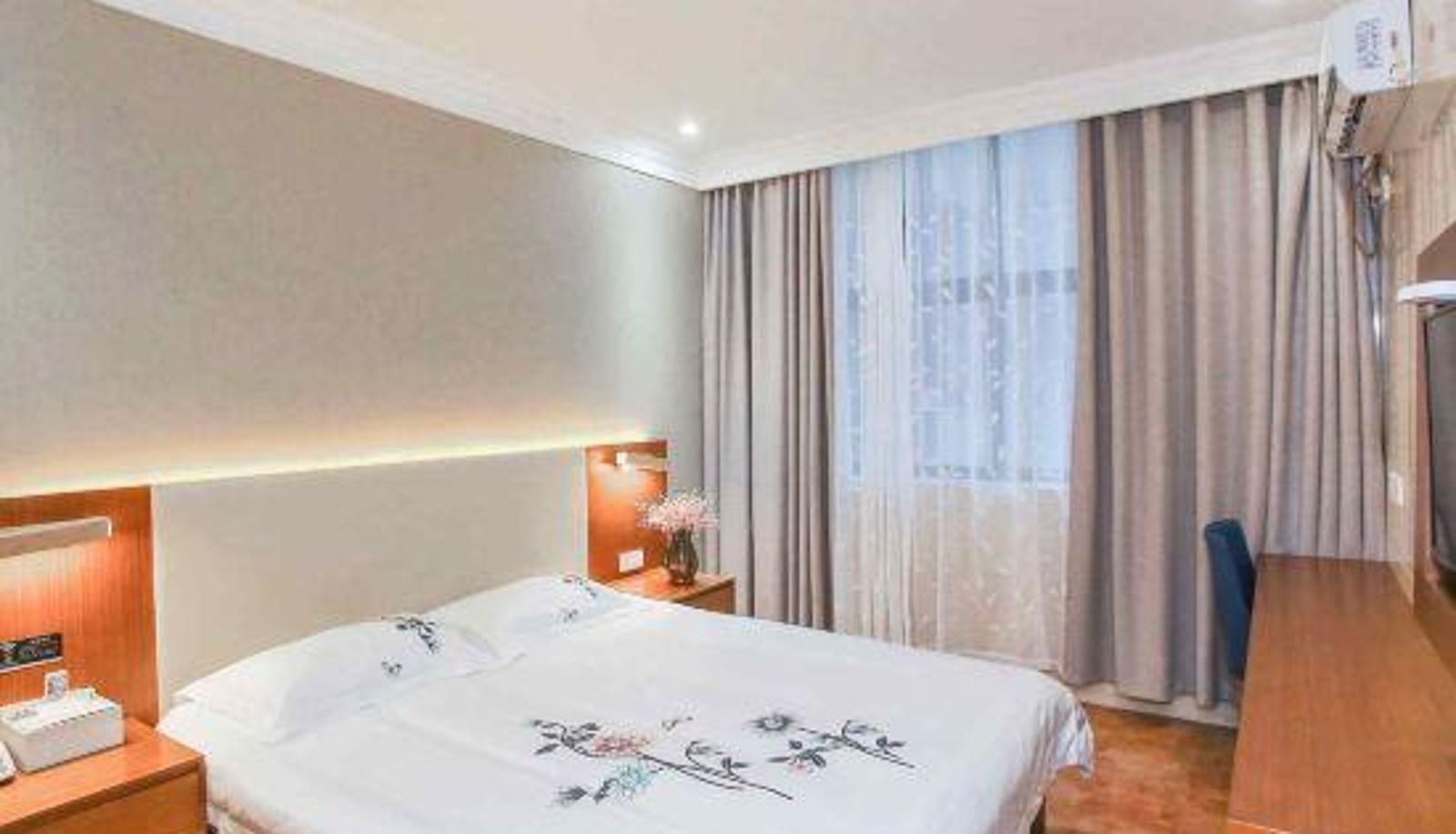 Room - Zhangjiagang Harbor Hotel