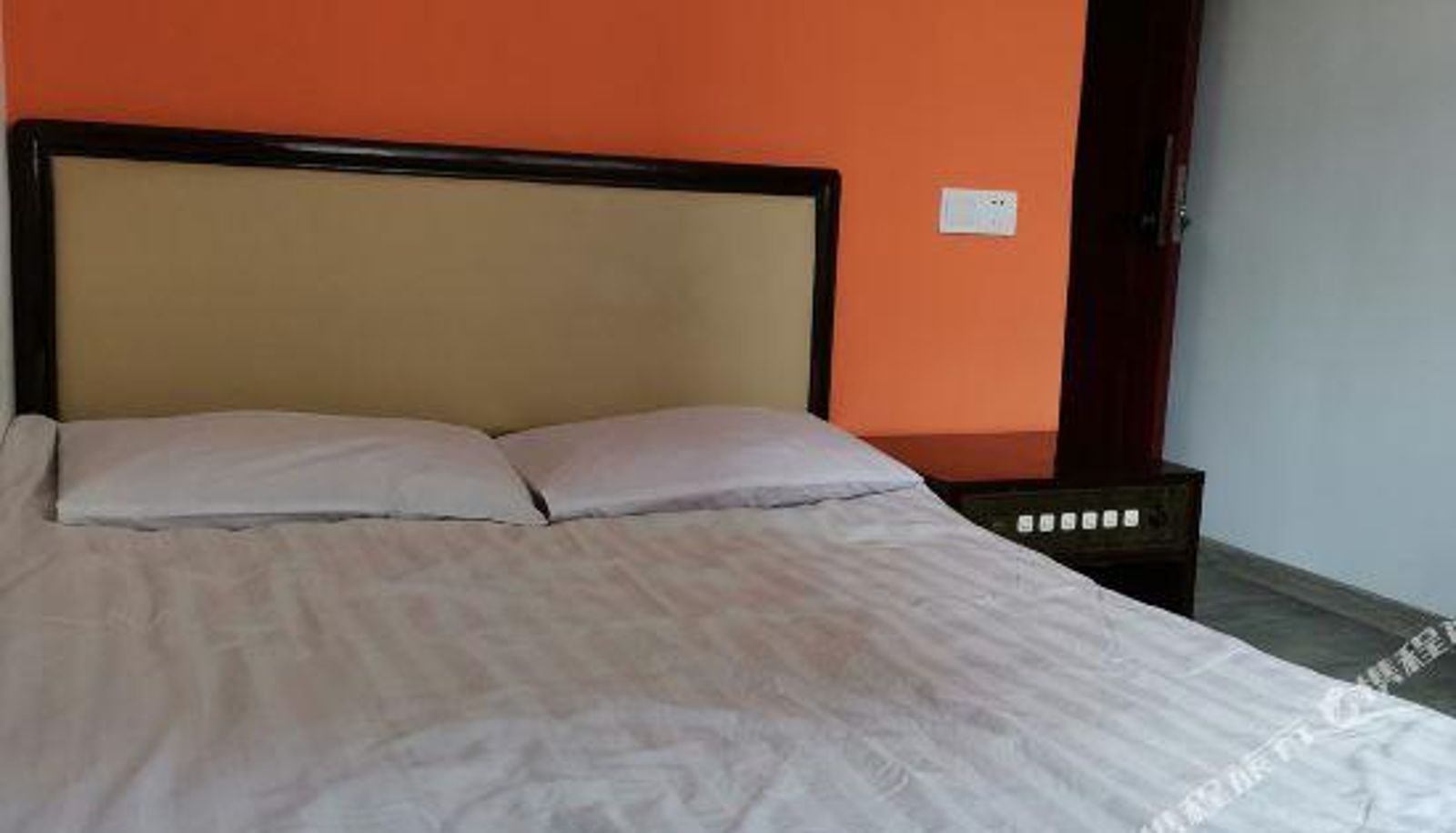 Zimmer - Deyu Hostel