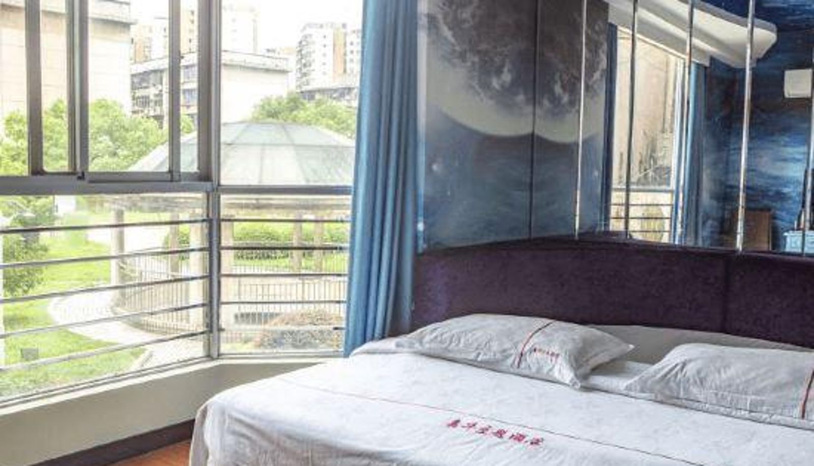 Zimmer - Jiahua Business Hotel