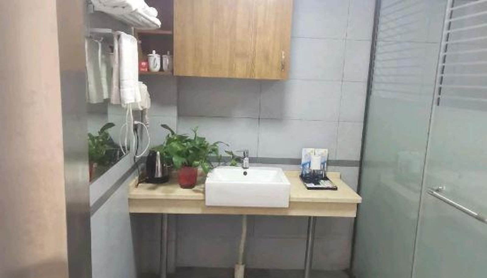 Zimmer mit Balkon - Zhuzhou Platinum Apartment