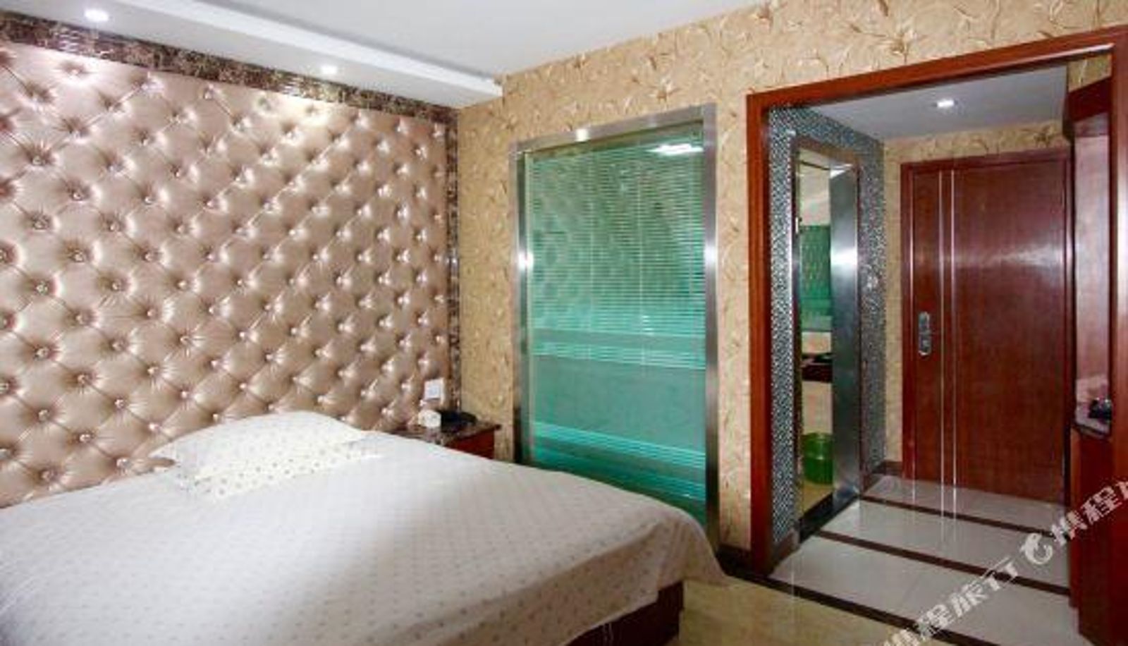 Camera - Hongdu Hotel
