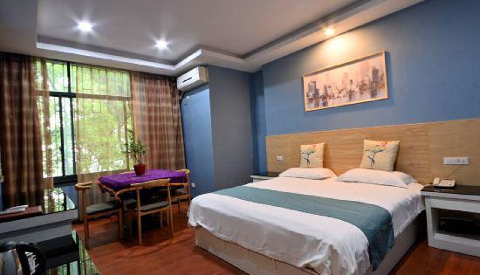 Camera - Yuelai Boutique Hotel
