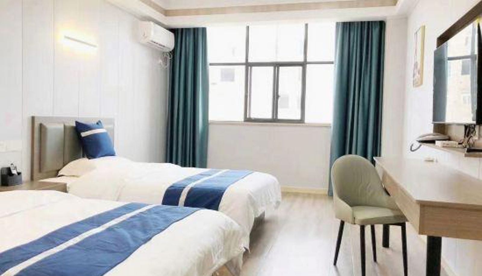 Camera - Xin Long Fei Shi Ji Hotel