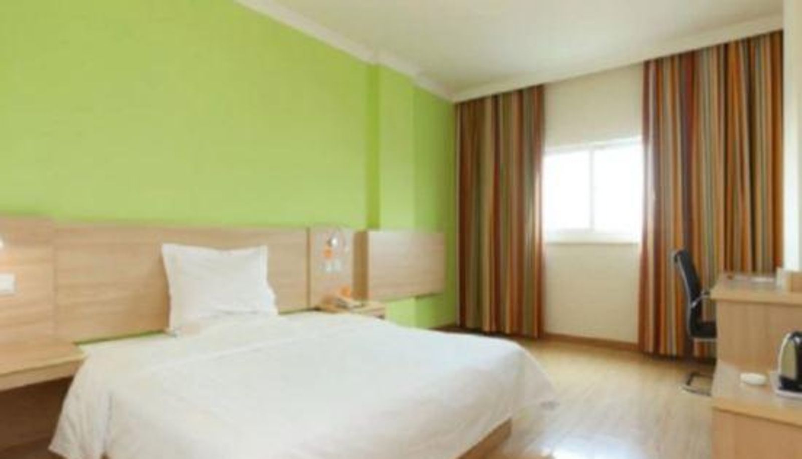 Zimmer - Home Inn Paibai Yun Hotel (Taizhou West Passenger Transport Station)