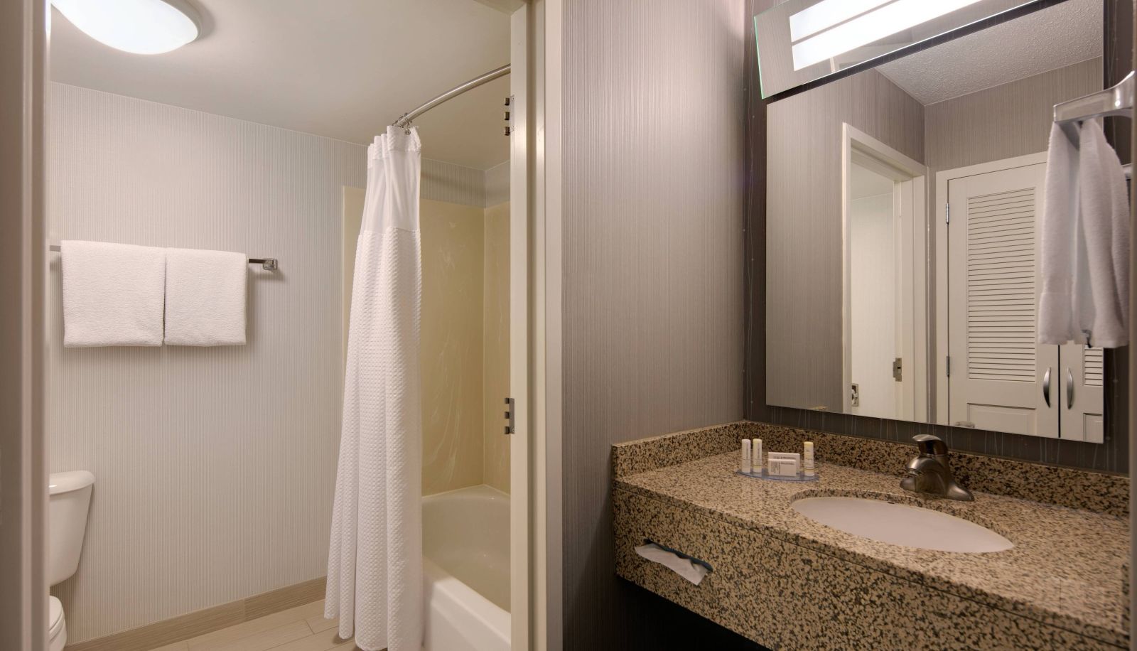 Chambre - Courtyard by Marriott Grand Rapids Airport