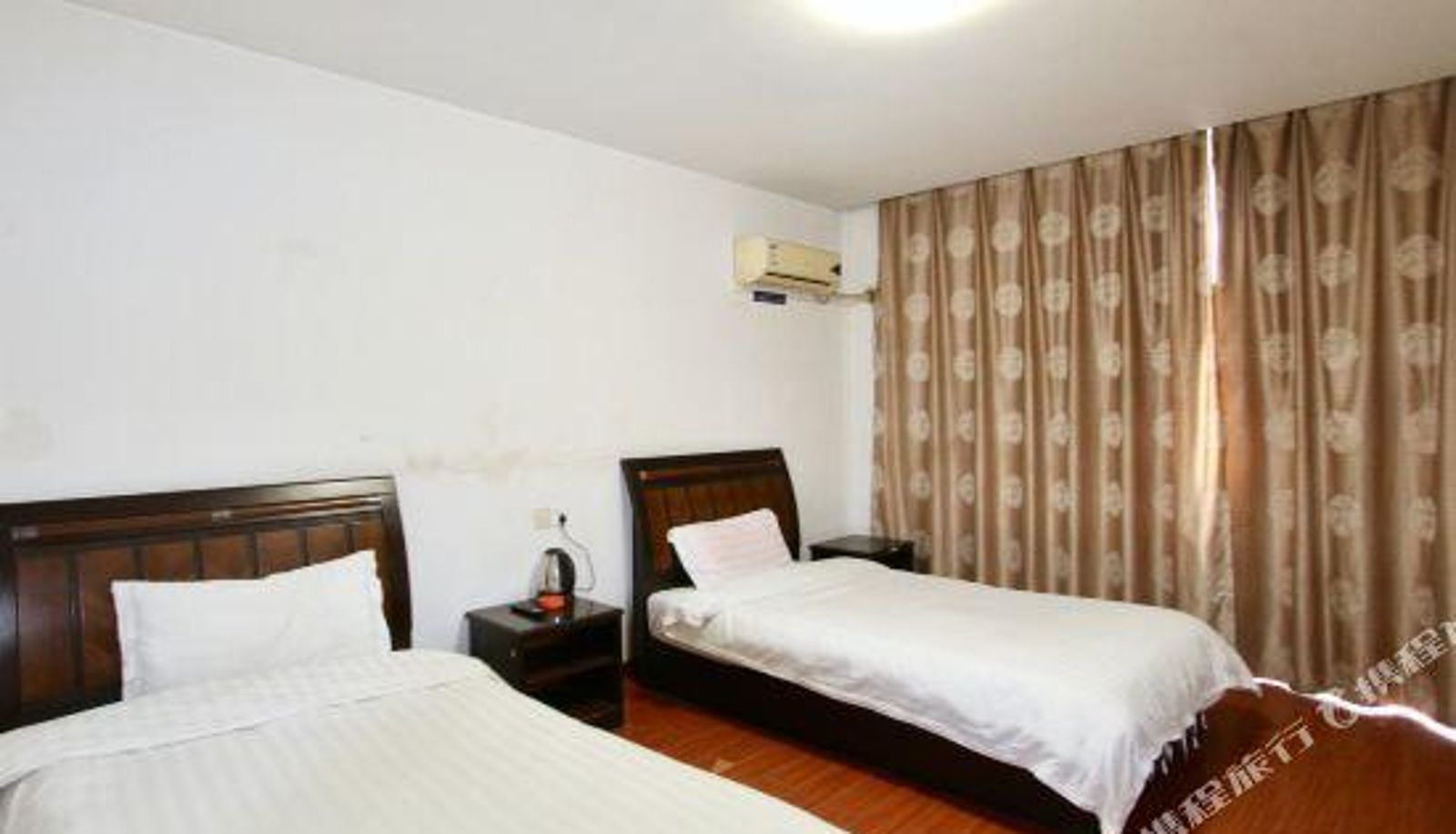 Zimmer - Jiaxing Xinyou Inn