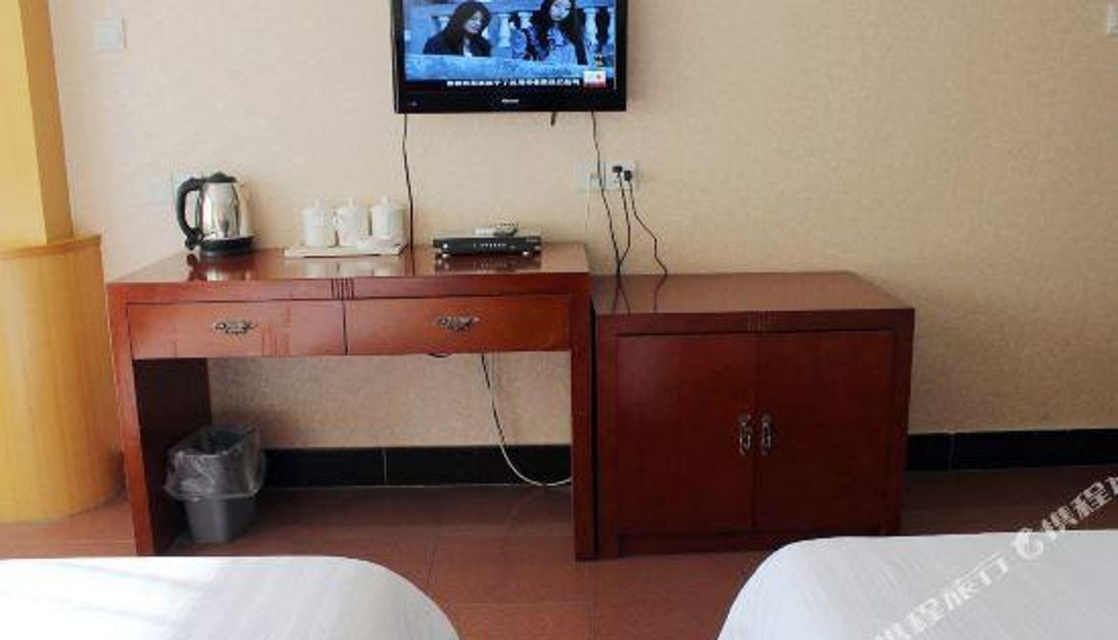 Chengde Huatang Hotel