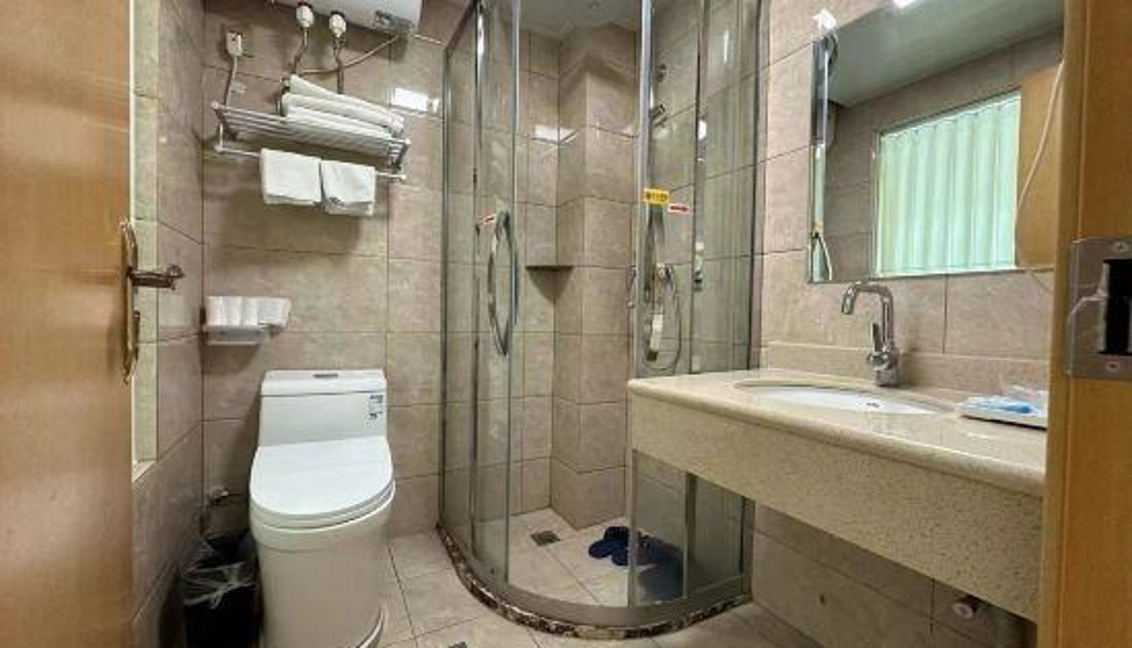 New Island Fashion Hotel (Chengde Mountain Resort)