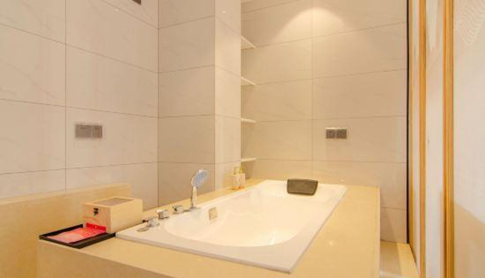 Zimmer - Simu Light Luxury Apartment (Zhengzhou High tech Wanda Plaza Science Avenue Store)