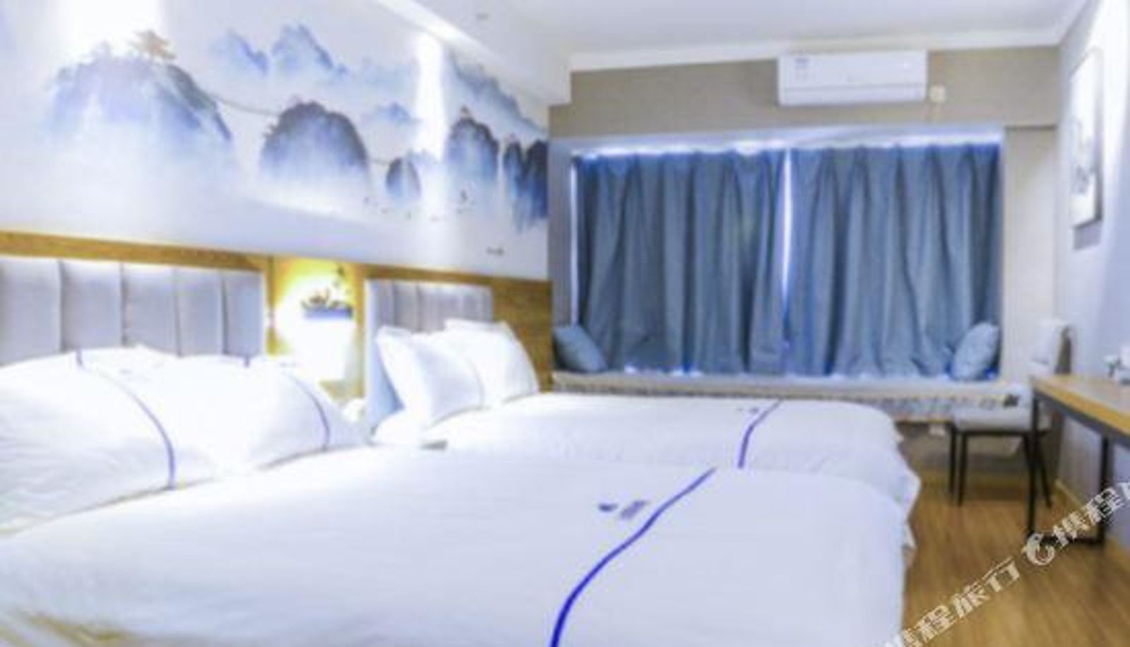Camera business - Yunjing Hotel (Zhengzhou North University City Qicheng Branch)
