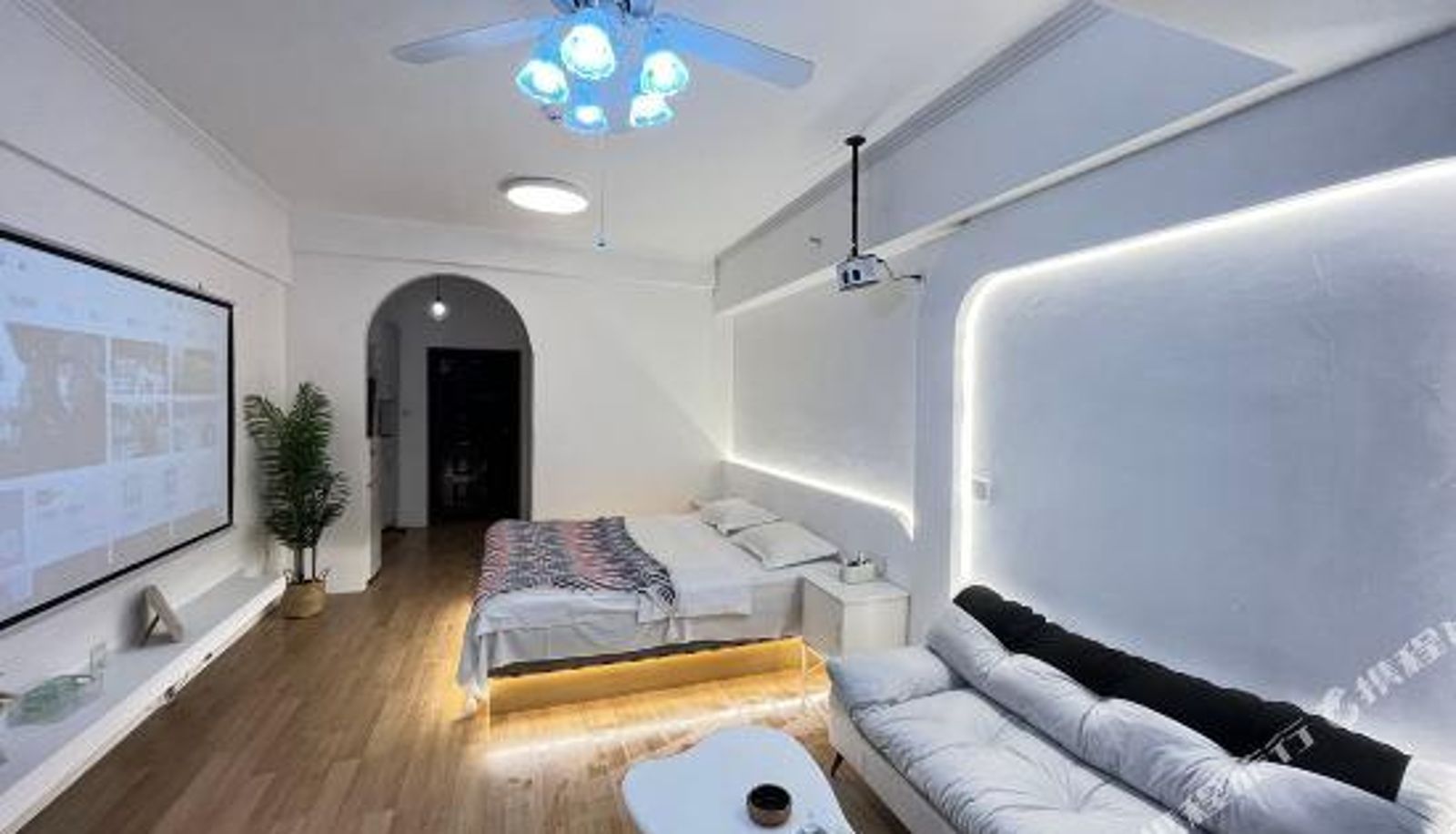 Zimmer - Zhengzhou Xinyue Fashion Theme Apartment (David City Store)