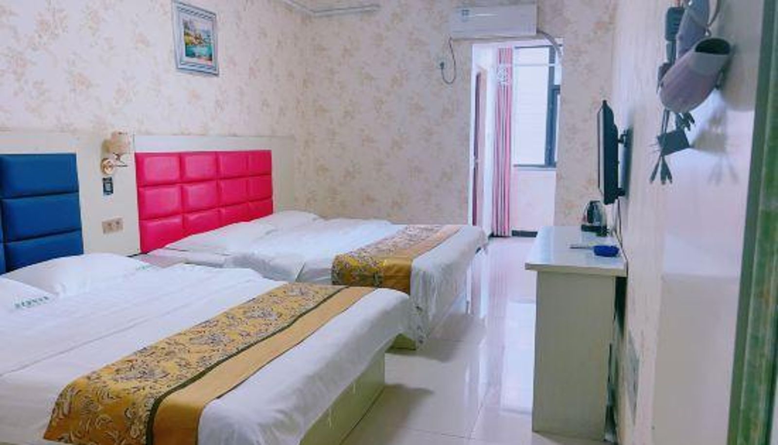 Habitación familiar - Zhengzhou Muyun Yaju Hotel