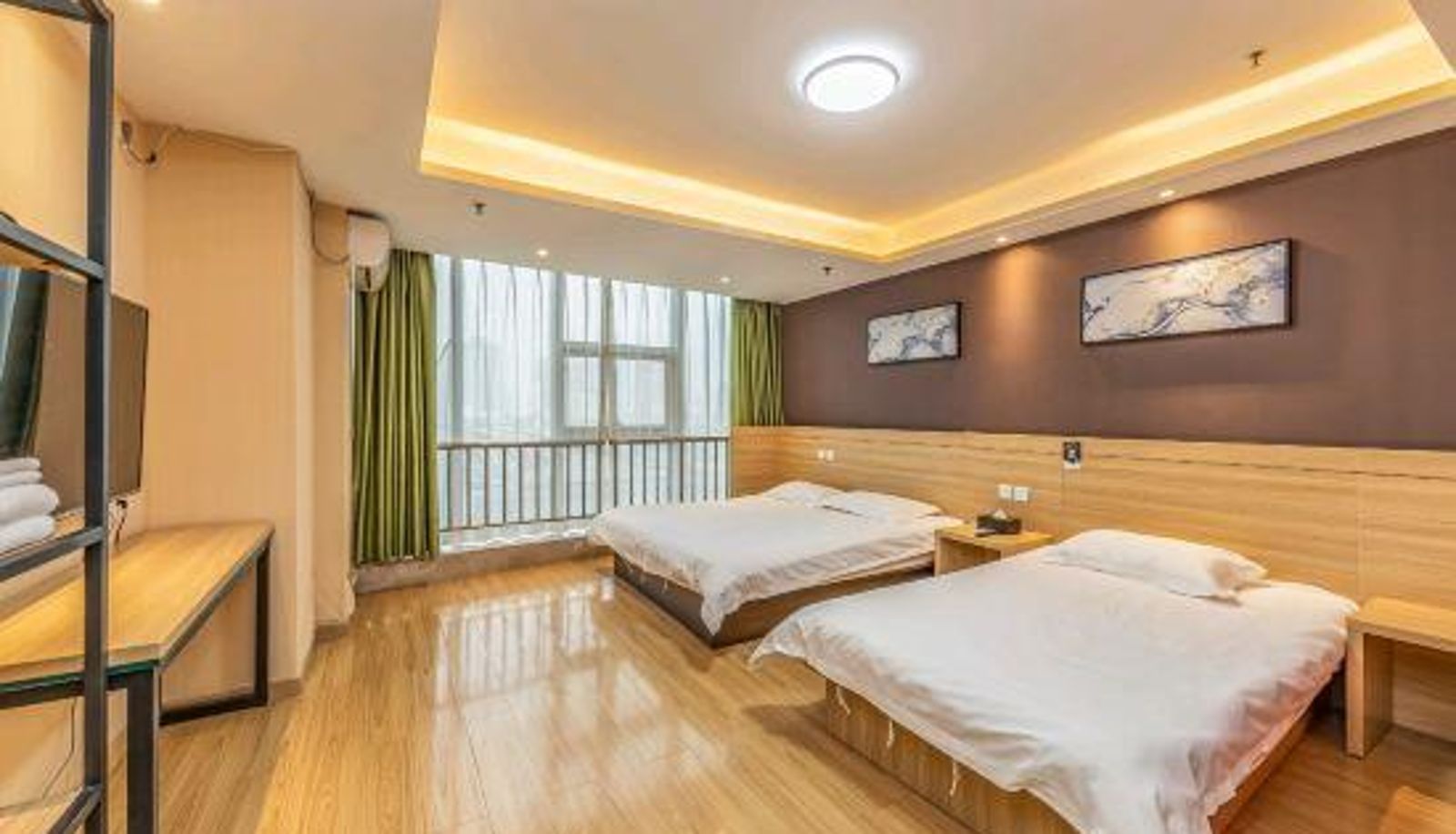 Zimmer - Puli Fanghua Hotel(Zhengzhou Provincial People's Hospital Metro Station)