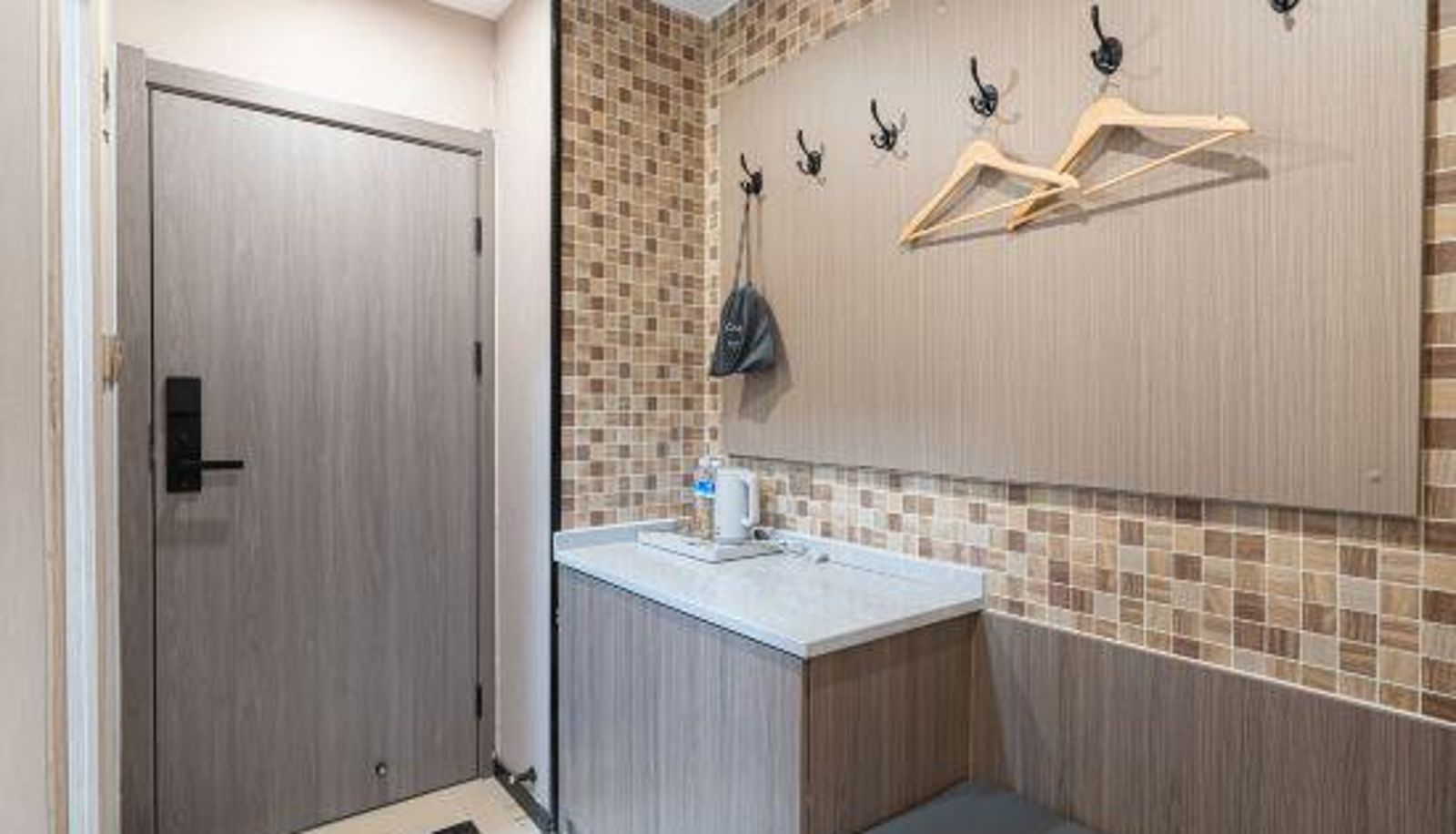 Business room - Yuhai Select Hotel (Shilipu MTR Station Store)