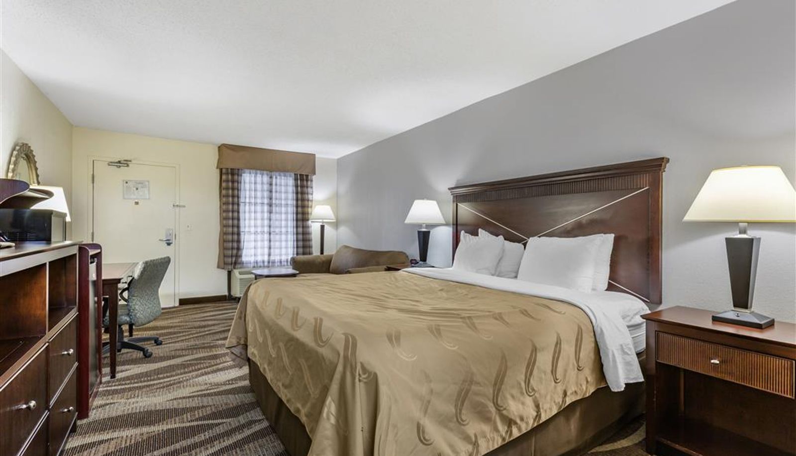 Zimmer - Quality Inn Windsor Mill - Baltimore