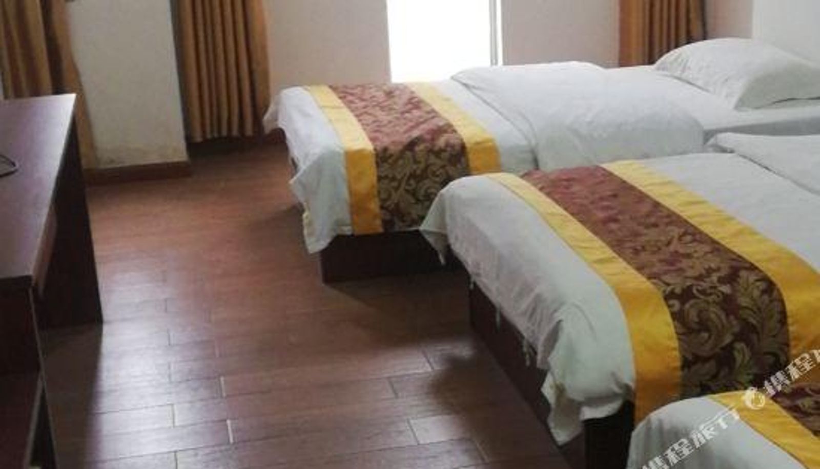 Kamer - Zhong Shan Qin Yi Ge Hotel