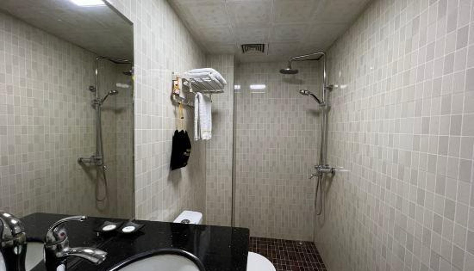 Camera - Ruiteng Hotel