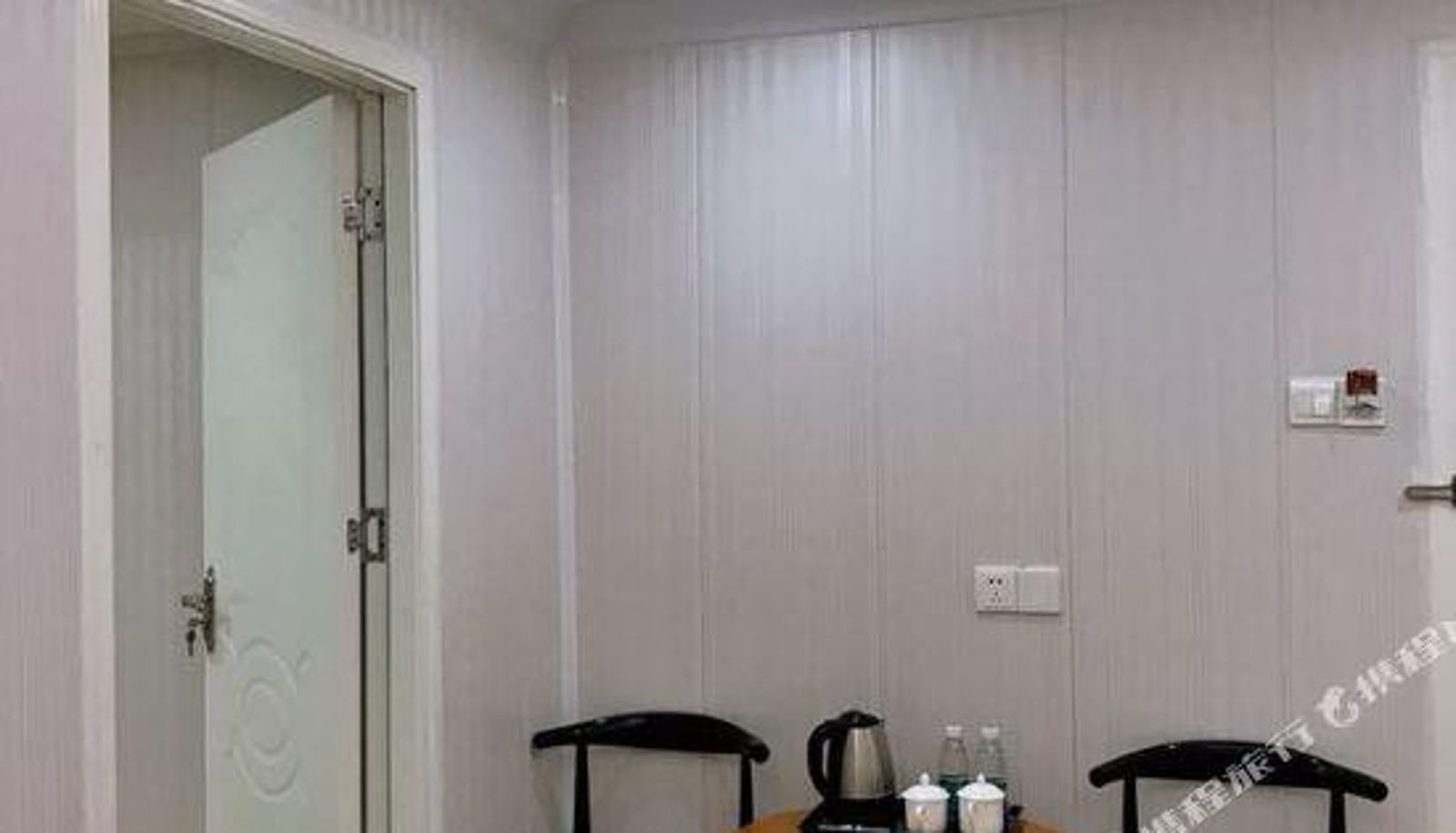 Room - Zhongshan Xianghua Hotel (Mingzhu Light Rail Station)
