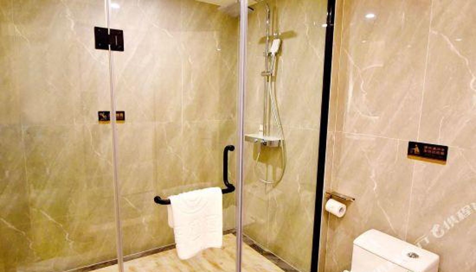 Chambre - Zhongzhisheng Hotel (Zhaoqing East Railway Station Dinghushan Scenic Area)