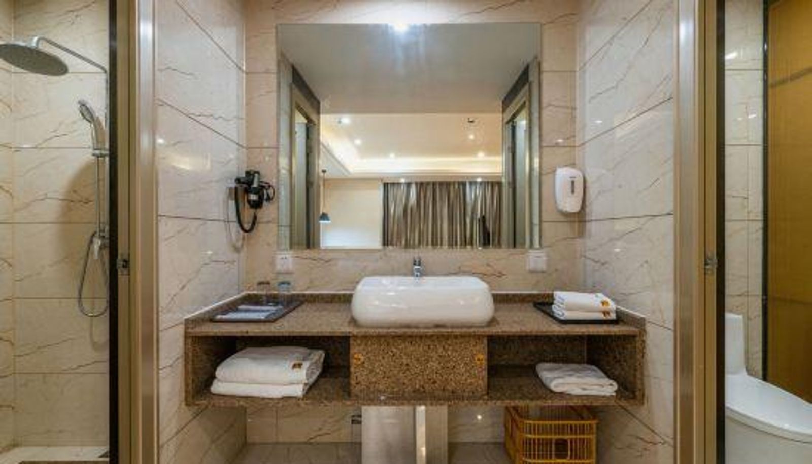 Business-kamer - Huadu Holiday Hotel Zhumadian