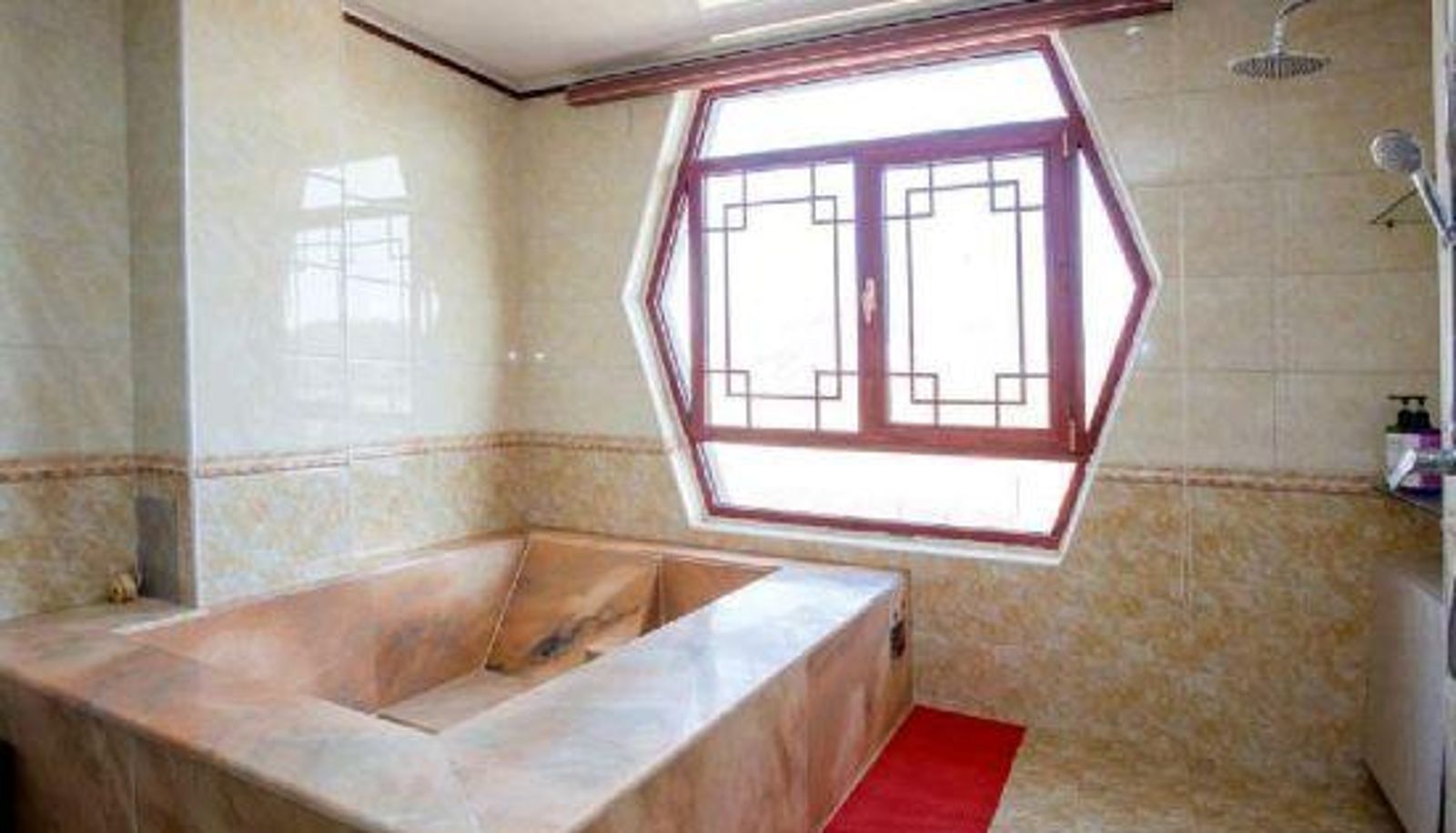 Camera - Zunhua Bibowan Hot Spring Hotel