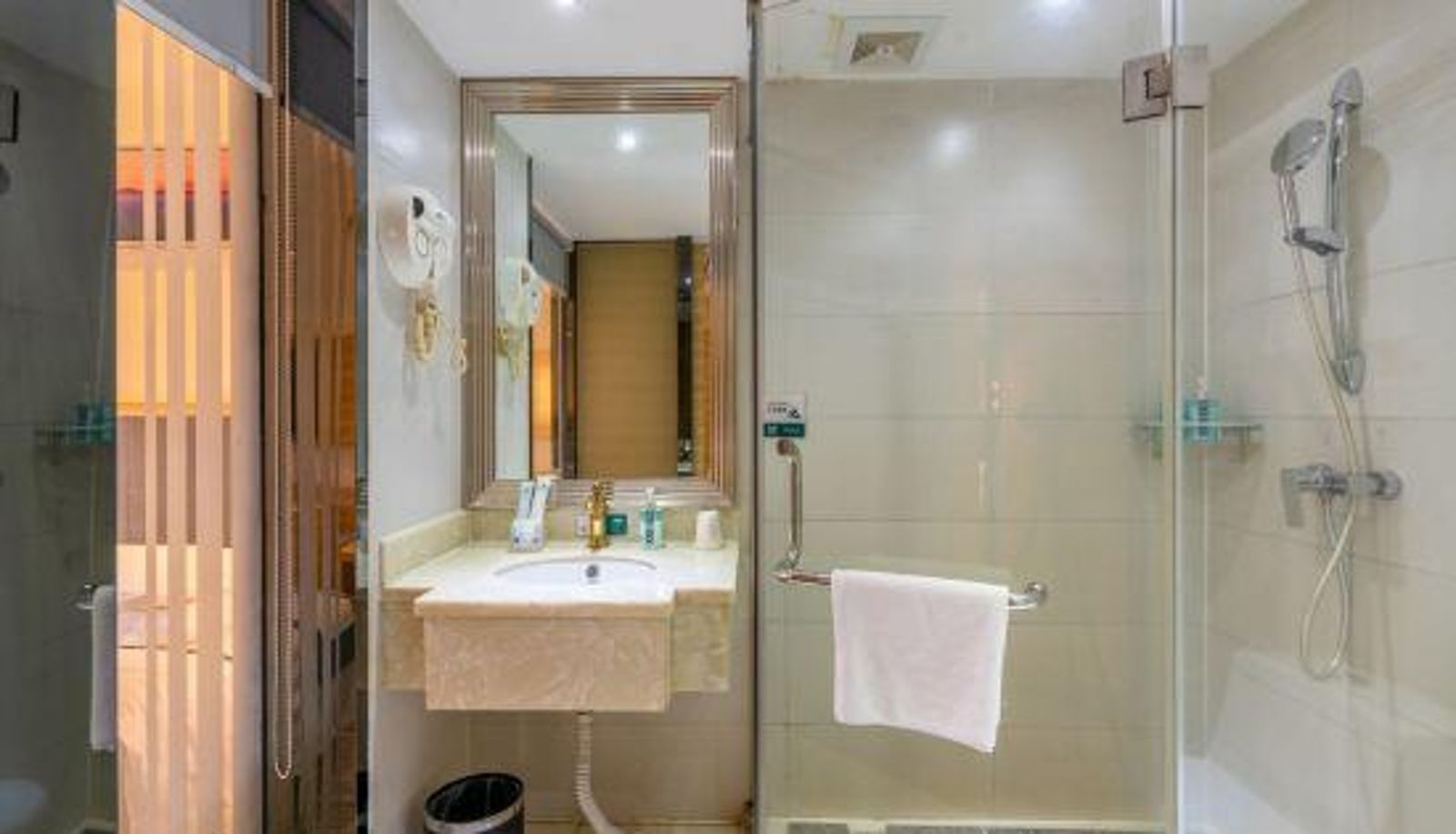 Business-Zimmer - City Comfort Inn (Zhanjiang Mazhang High-speed Railway West Station Store)