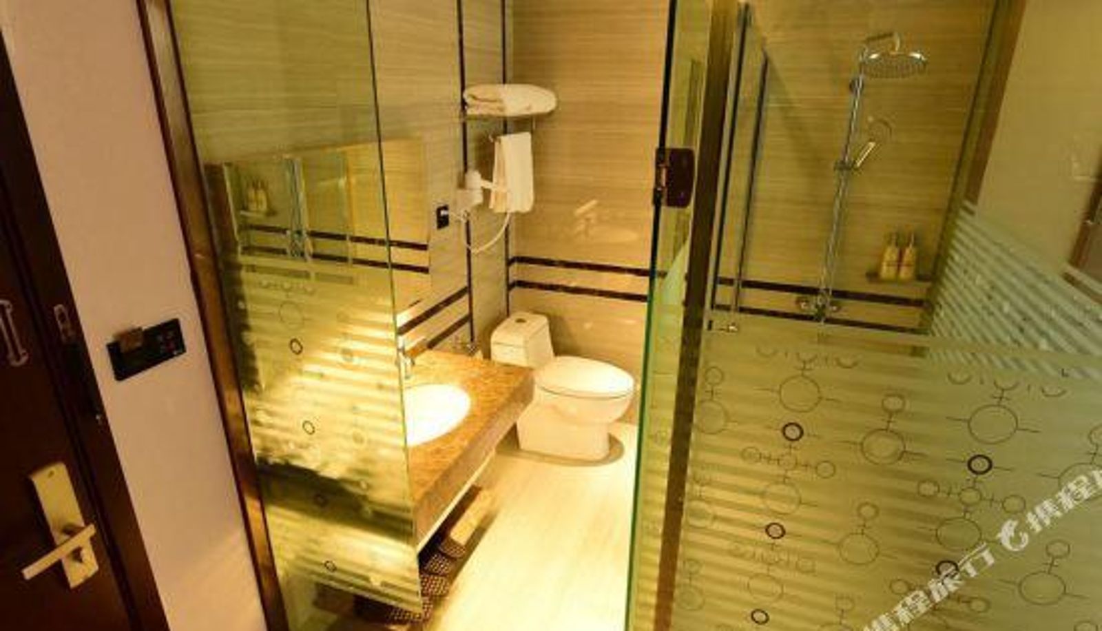Camera - Tianyue Hotel
