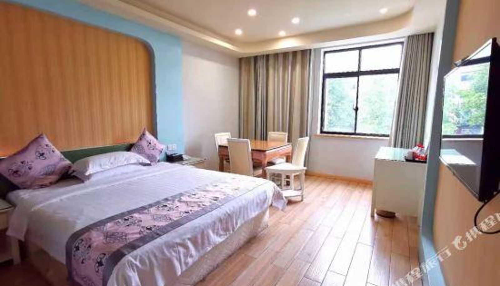 Room - Tianshang Renjian Theme Hotel (Yueyang Wulipai)