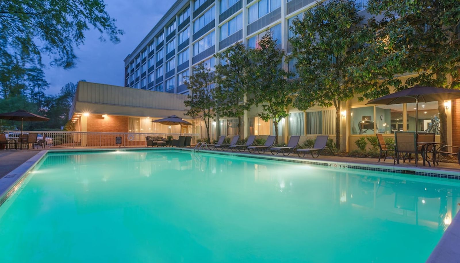 Pool - Holiday Inn CHARLOTTESVILLE-MONTICELLO by IHG