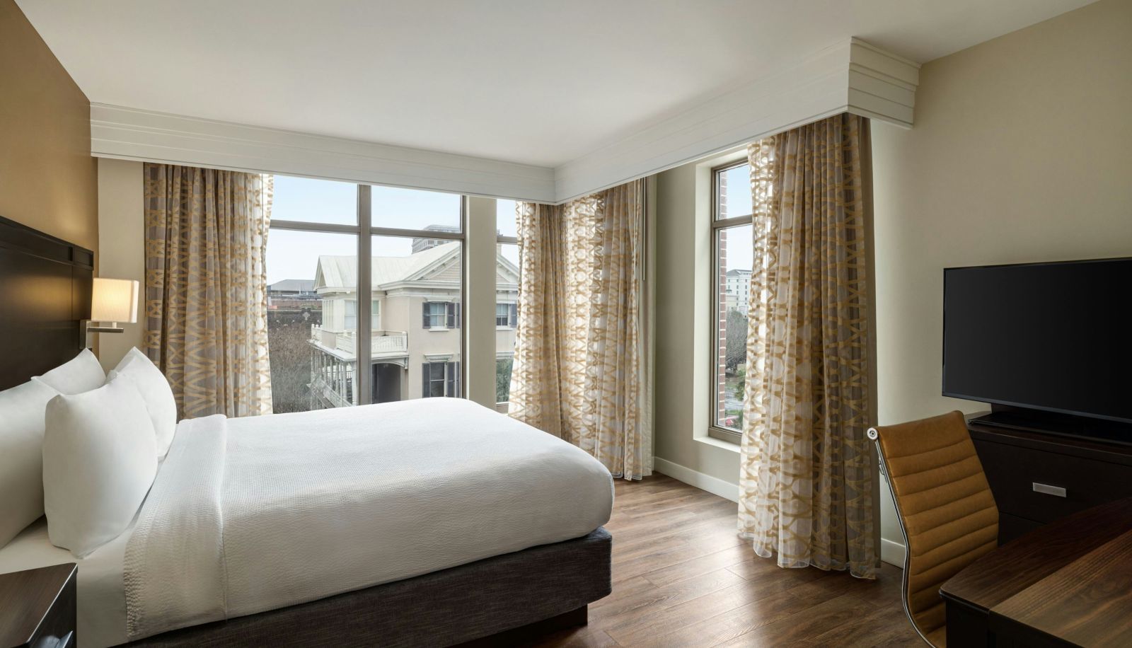 Zimmer - Courtyard by Marriott Charleston Historic District