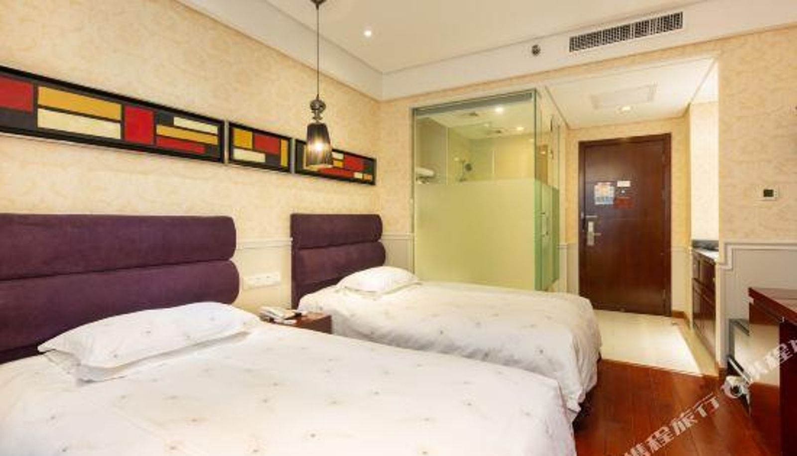 Zimmer - Baiheng Hotel (Yiwu International Trade City)