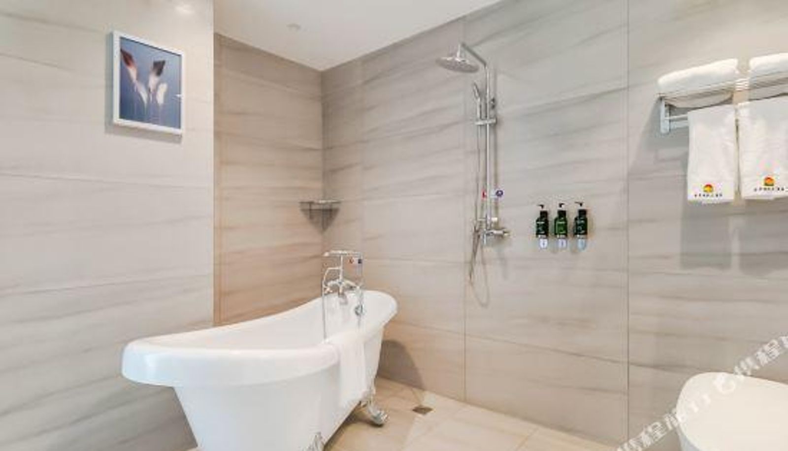 Chambre Familiale - Jindong International Hotel (Dajijia Wanhua Energy Conservation Store)