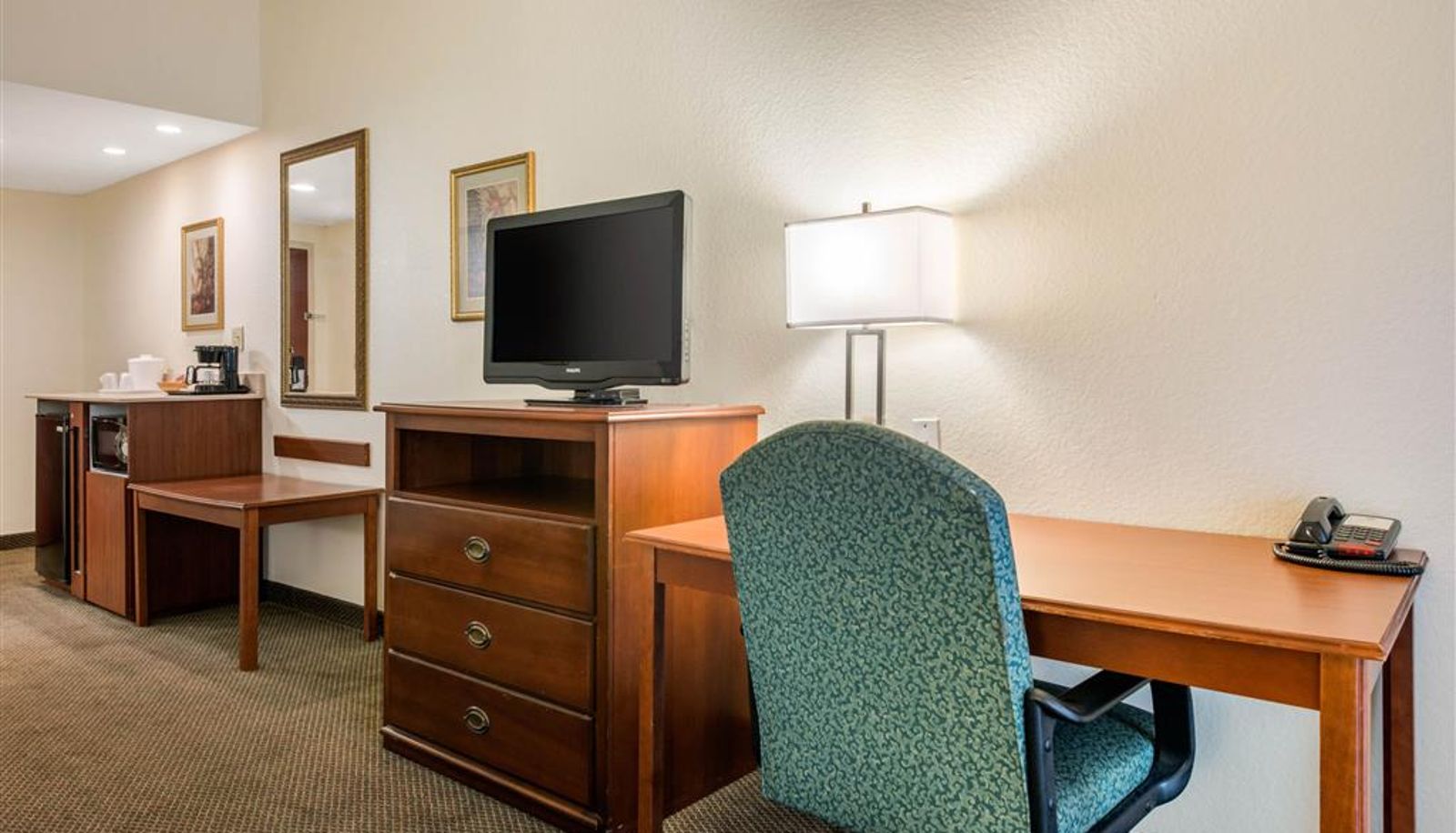 Zimmer - Quality Inn & Suites Tarpon Springs South