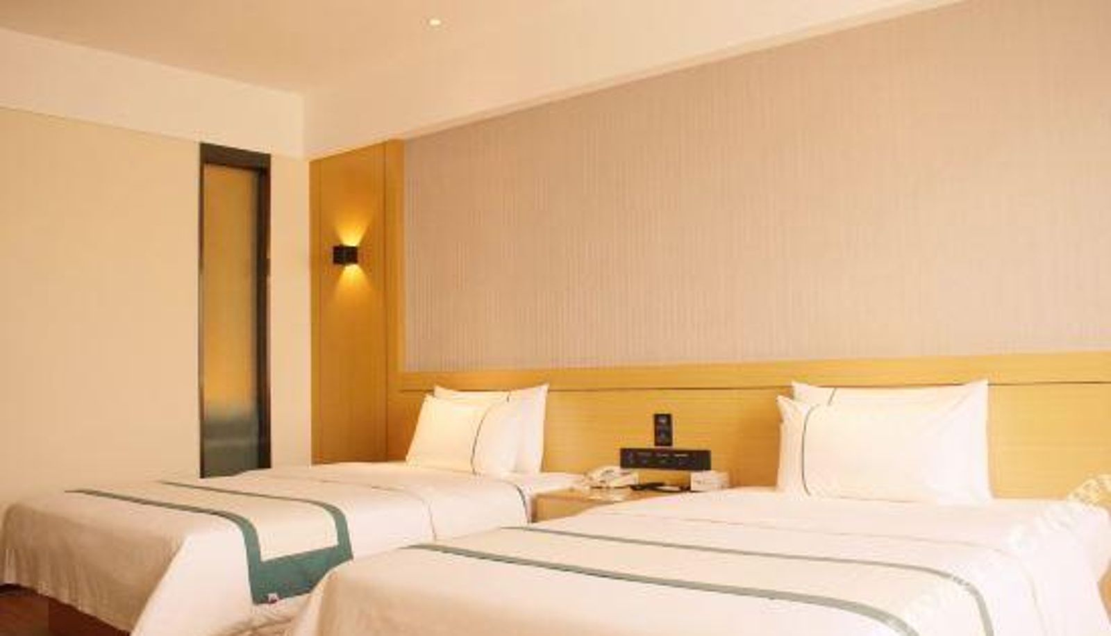 Camera business - City Convenience Hotel (Yining Shanghai City Airport)