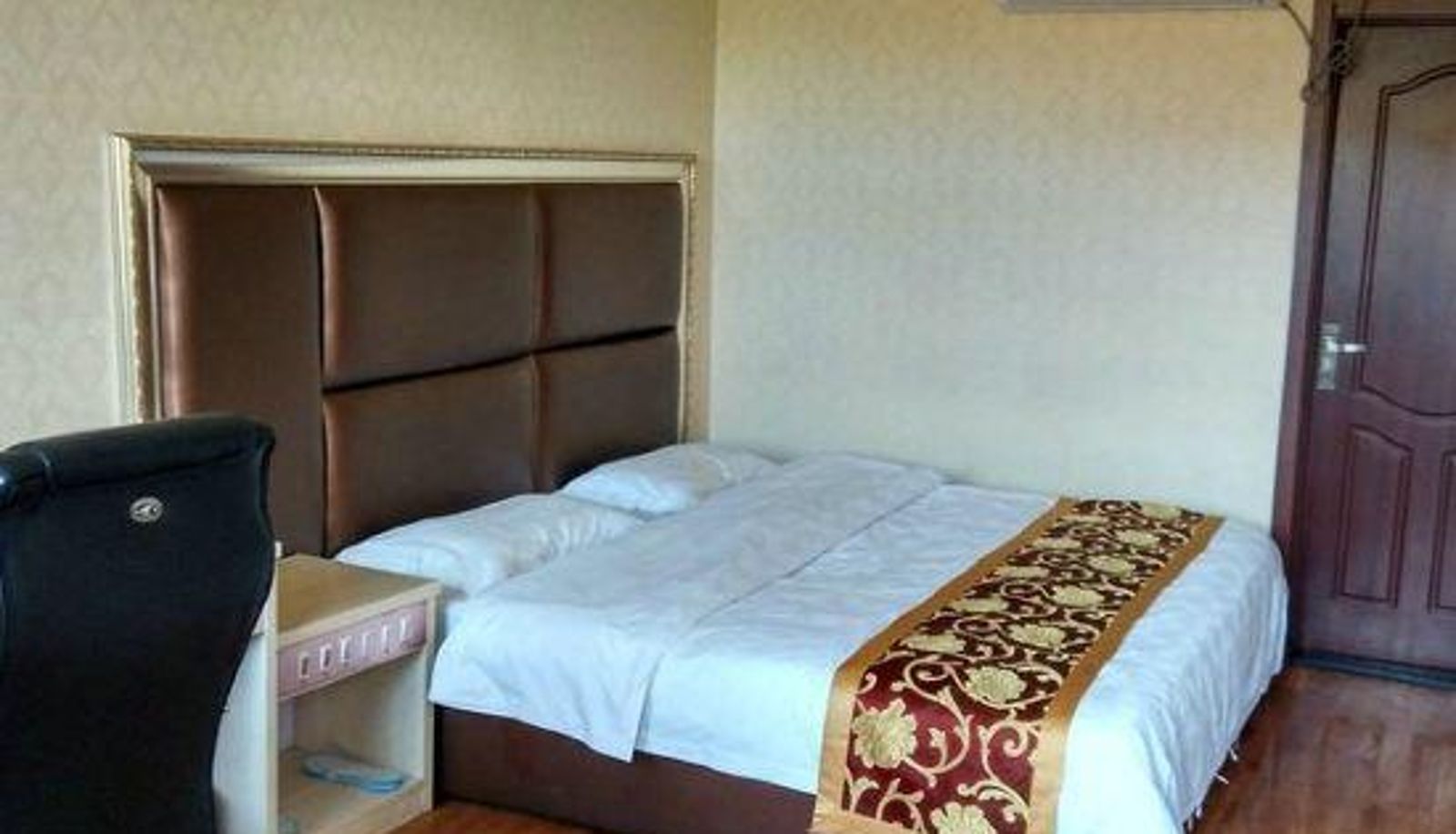 Business room - Yulin Desert Business Hotel