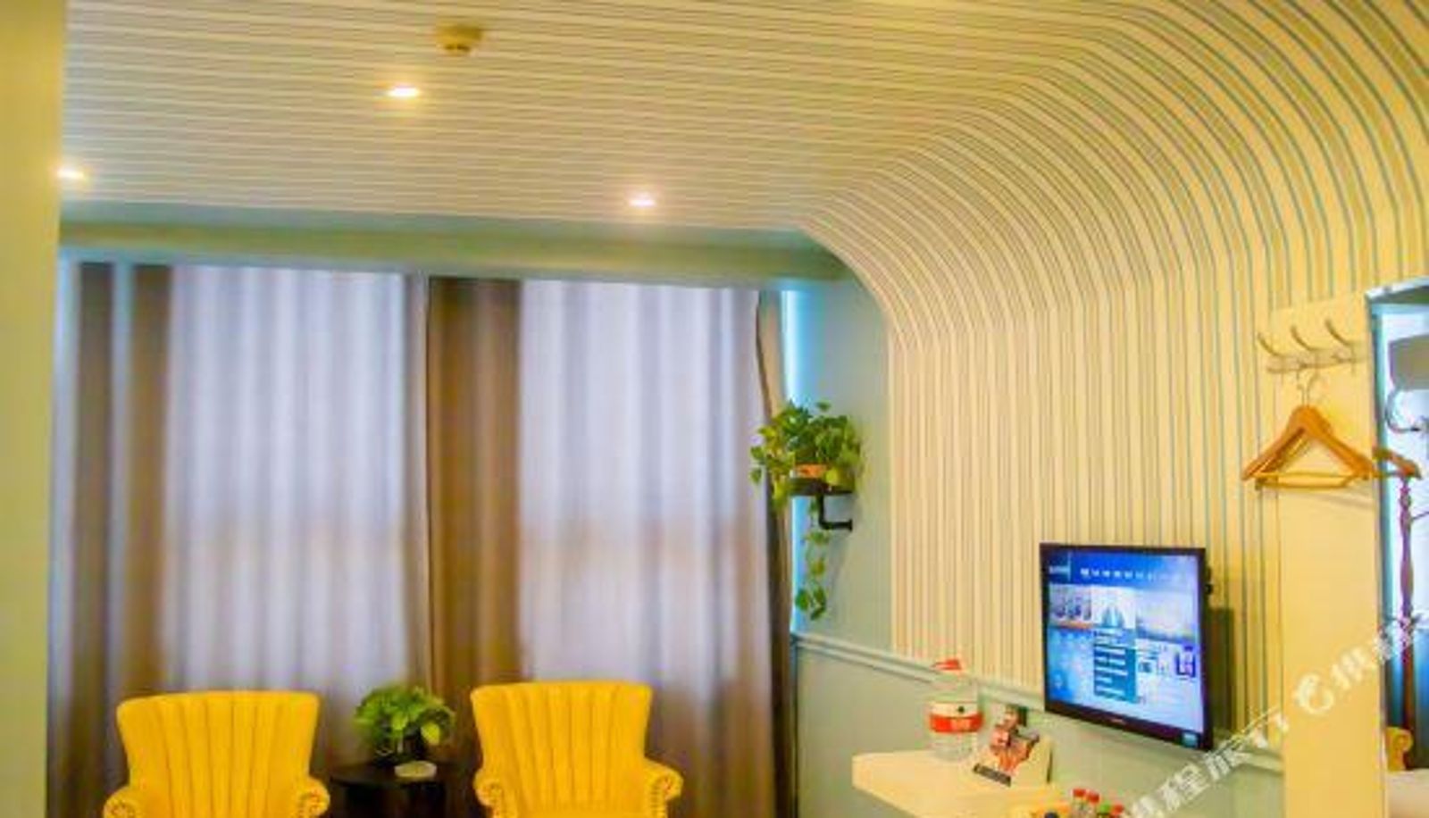 Zimmer - Suzhou Aidu Fashion Theme Hotel