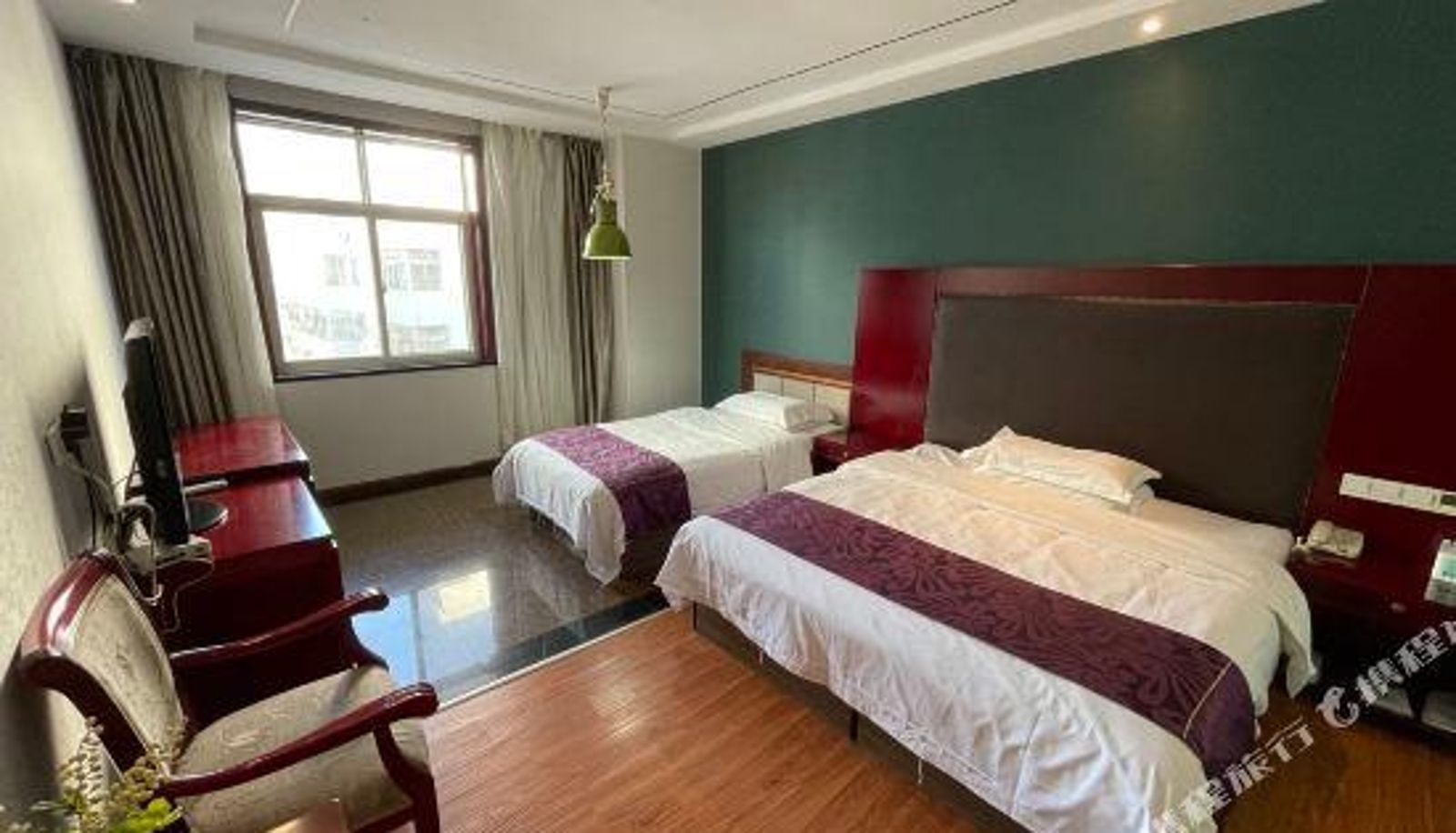 Family room - Super 8 Hotel(Yulin Yuanyang Lake)