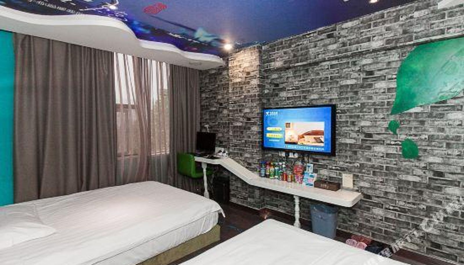 Family room - Roman holiday theme hotel(Suzhou Wuyue Plaza store)