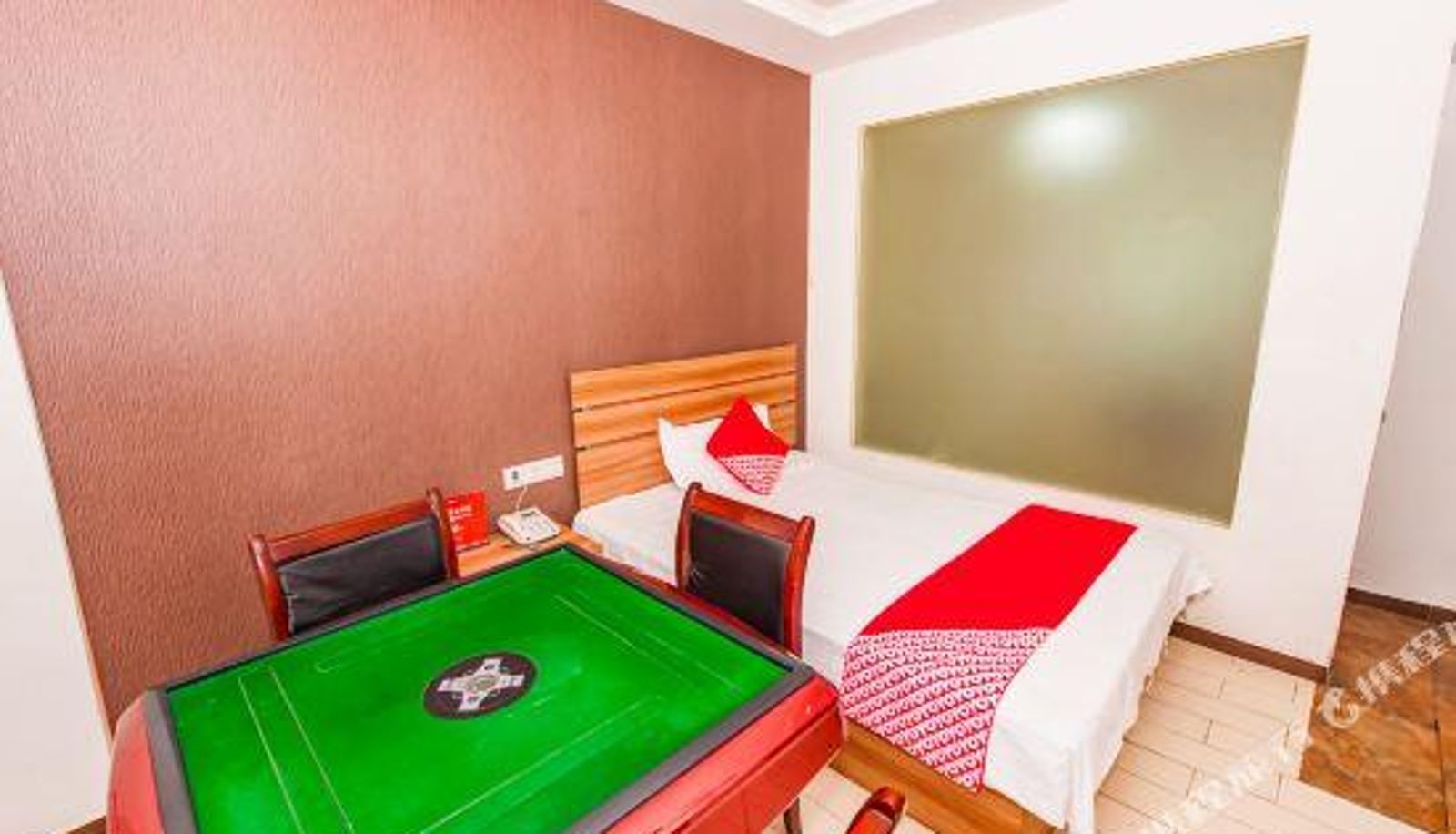 Zimmer - Yichun Baichuan Business Hotel (Formerly Holiday Inn Wan Yun)