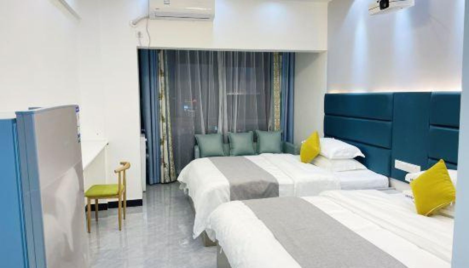 Chambre - Travis Hotel (Yichun Runda International Branch)
