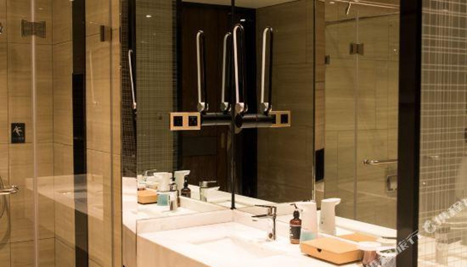 Zimmer - New Century Manju Hotel