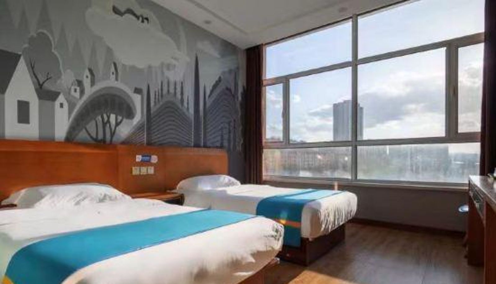 Zimmer - Xinzhou encountering Sea Art Hotel