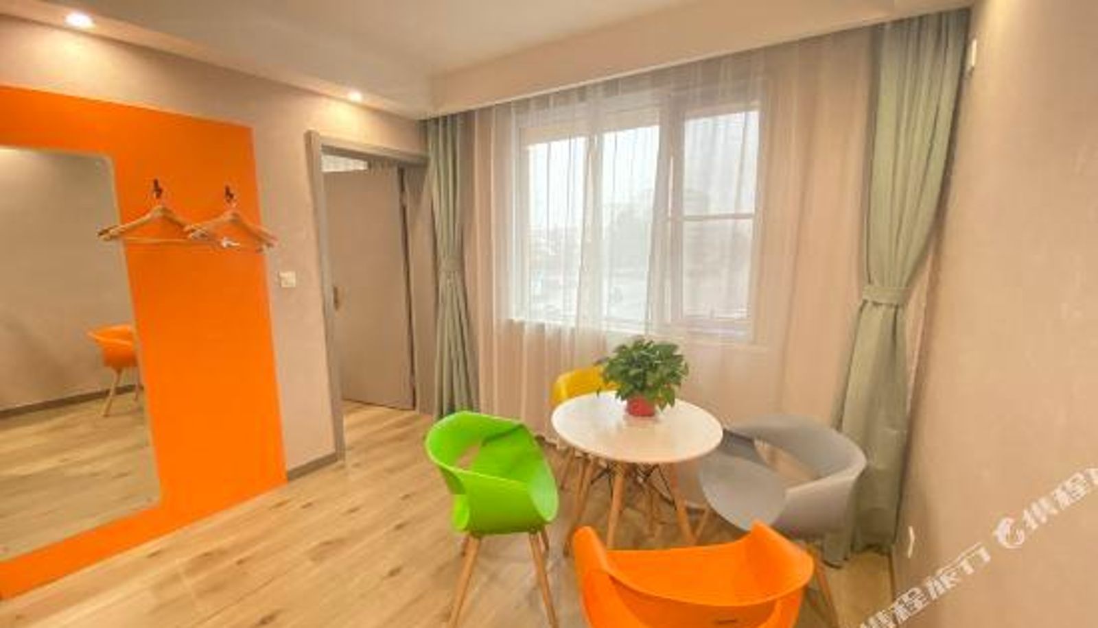 Business room - Shell Hotel (Xuzhou Kuang Danan 3rd Ring Road Subway Station)