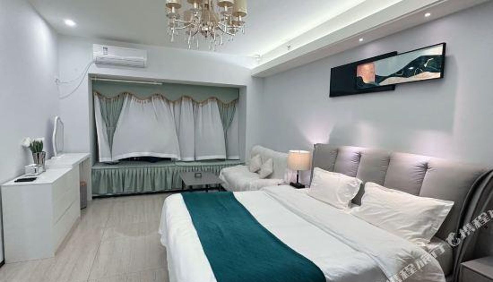 Zimmer - Xinyang Evergrande Regent Boutique Apartment