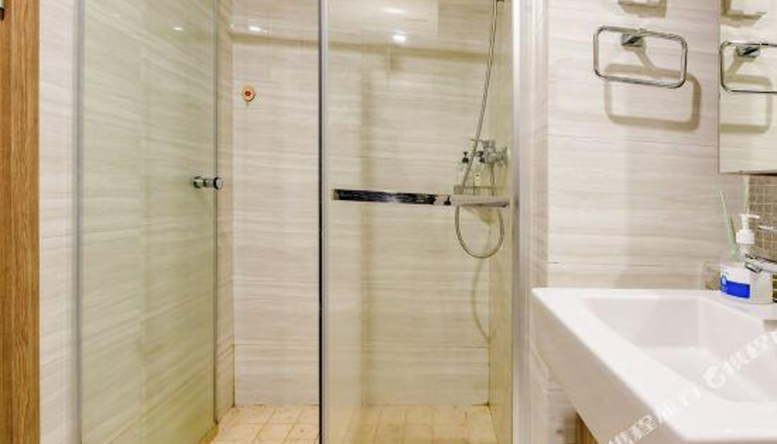 Room - Xinyang Evergrande Regent Boutique Apartment
